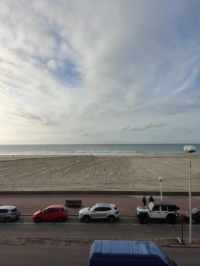 Vue imprenable sur la mer depuis notre appartement 